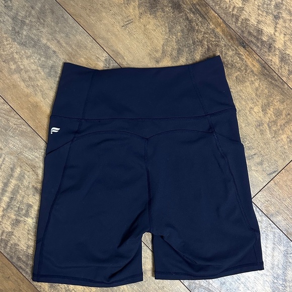 FABLETICS Deep NavyOasis PureLuxe High-Waist 6” Shorts with Pockets, Size S, EUC - Picture 5 of 6